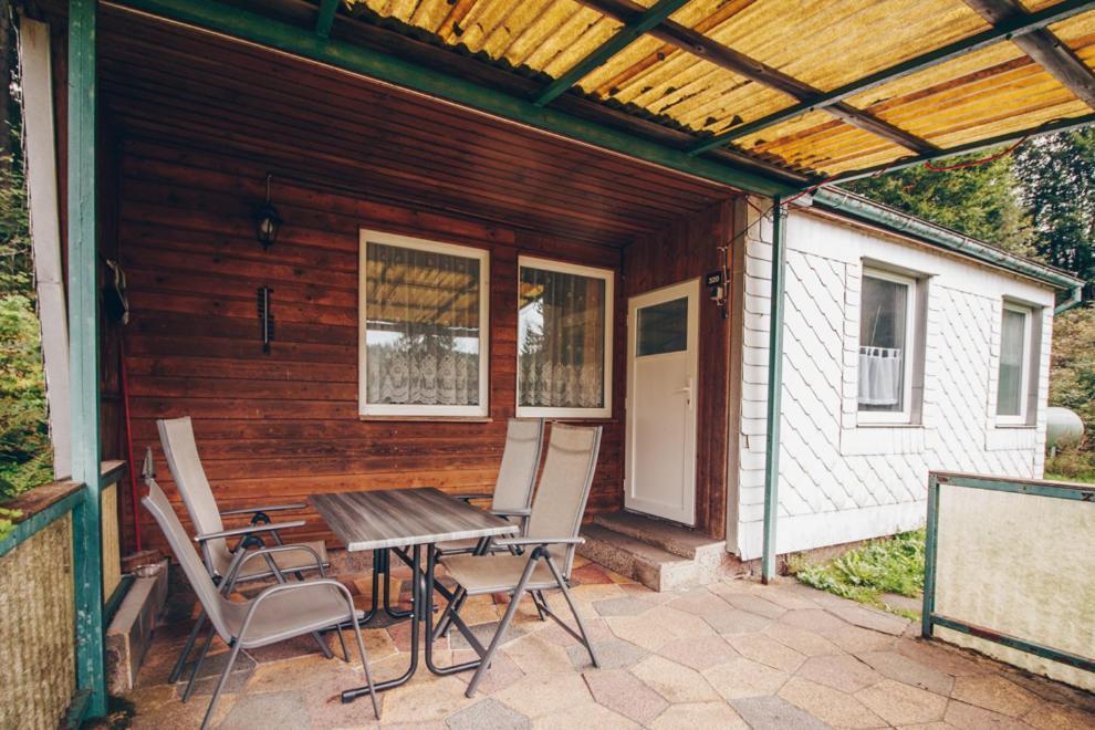 Ferienhaeuser & Bungalows - Naturcamp Meyersgrund Im Thueringer Wald Ilmenau Kamer foto